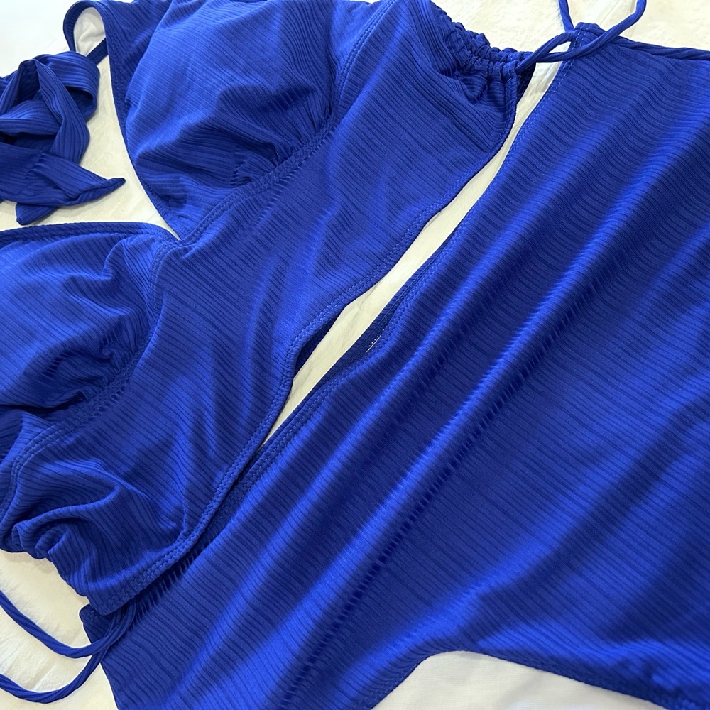 SHEIN Blue Bikini Vibrant Swimwear